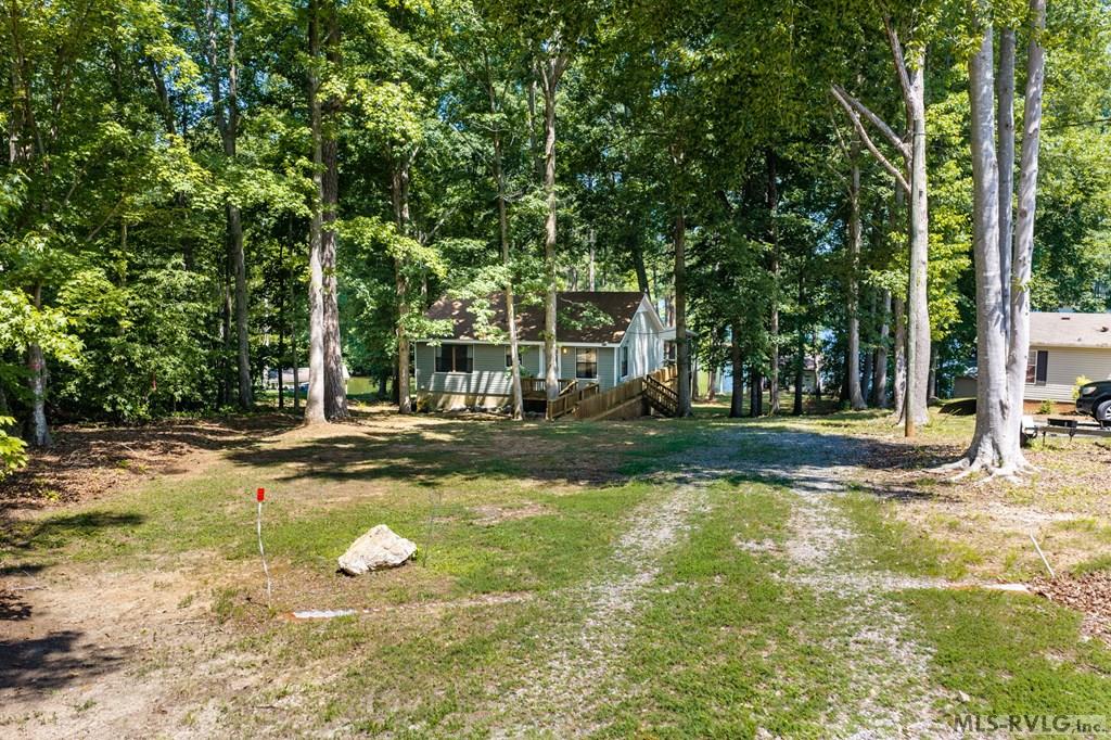 161 Woodland Shores Rd