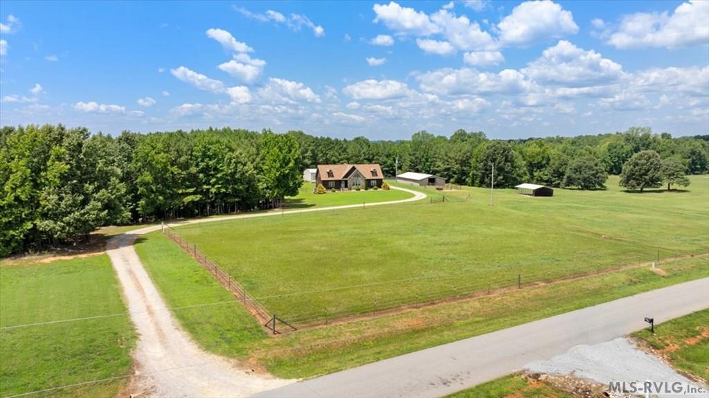 306 Canoe Creek Rd
