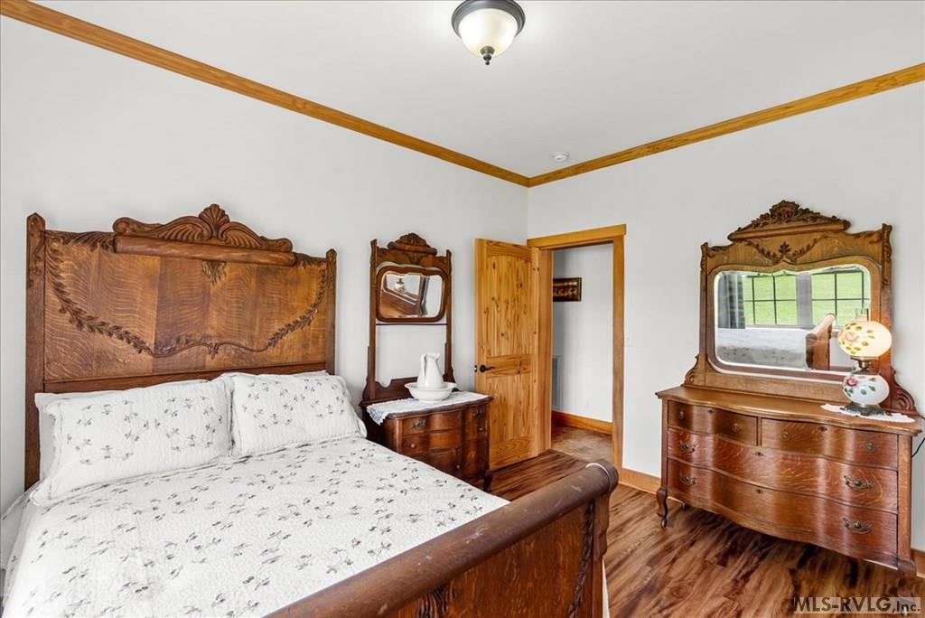 306 Canoe Creek Rd