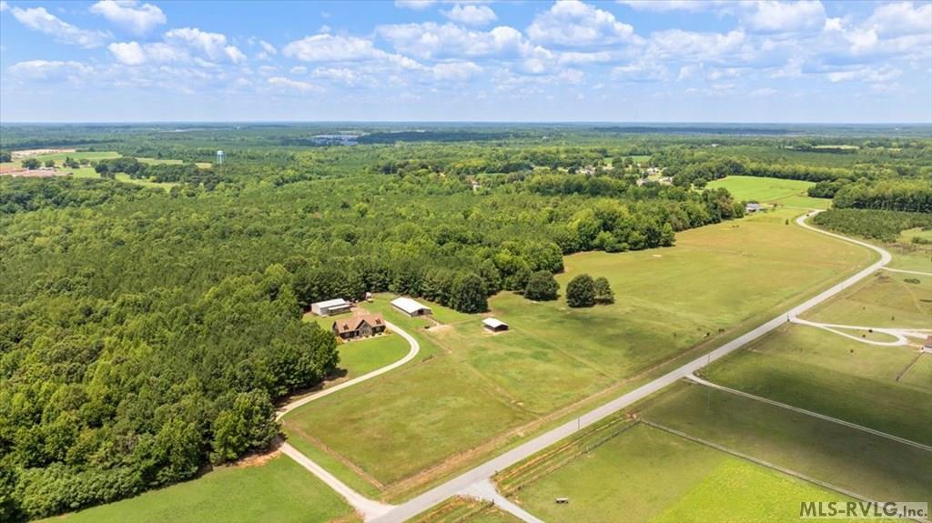306 Canoe Creek Rd