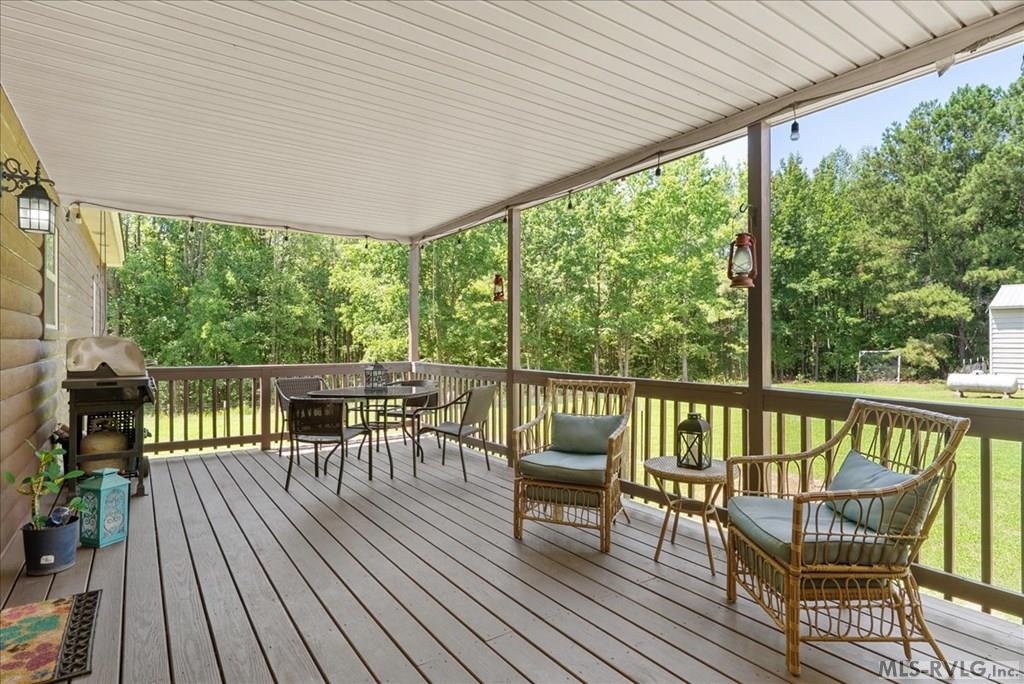 306 Canoe Creek Rd