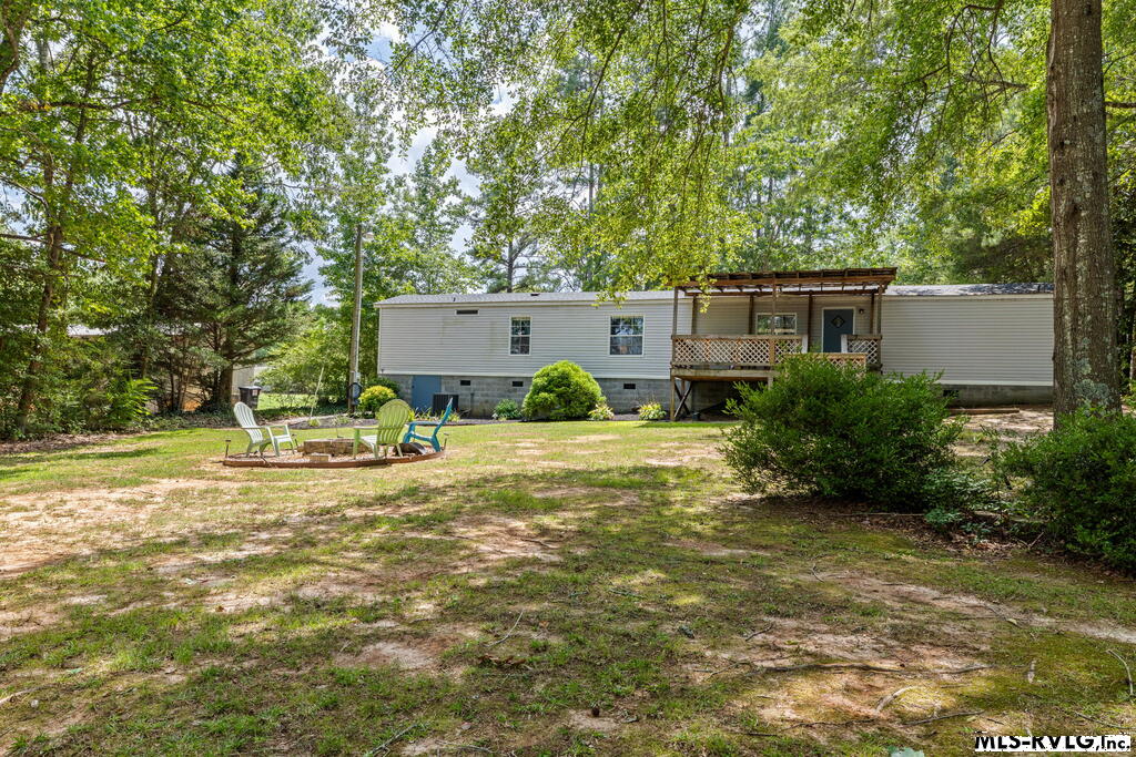 675 Hawthorne Dr