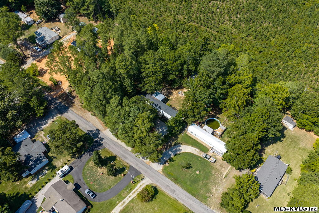 675 Hawthorne Dr
