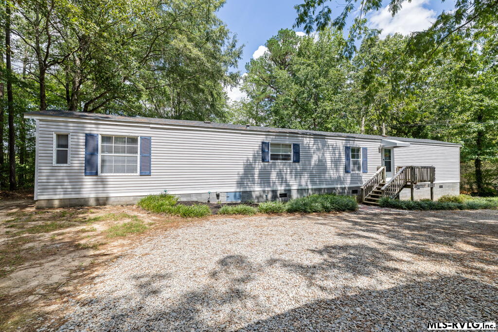 675 Hawthorne Dr