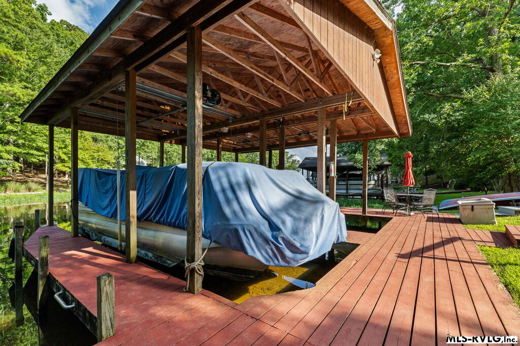 179 Redwood Dr