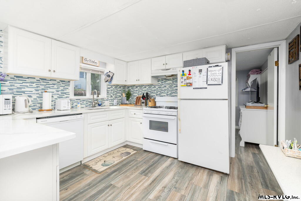 179 Redwood Dr