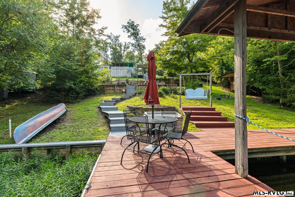 179 Redwood Dr