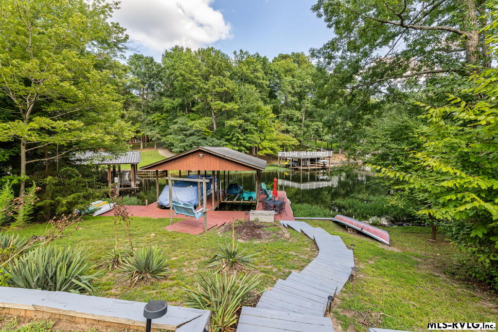 179 Redwood Dr