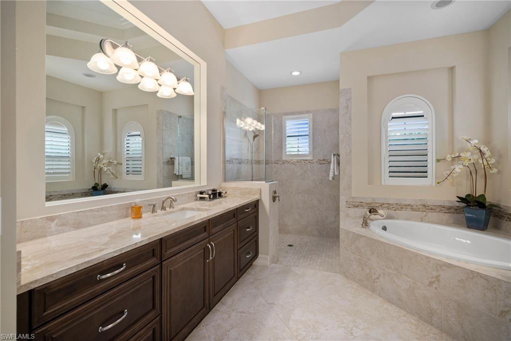 6692 Costa CIR