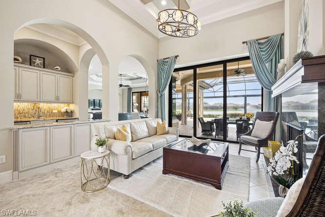 6622 Costa CIR