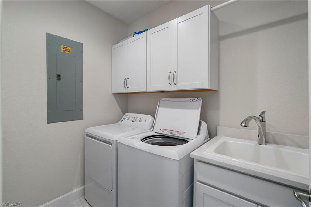 8008 Signature Club CIR # 102 Unit: 1-102