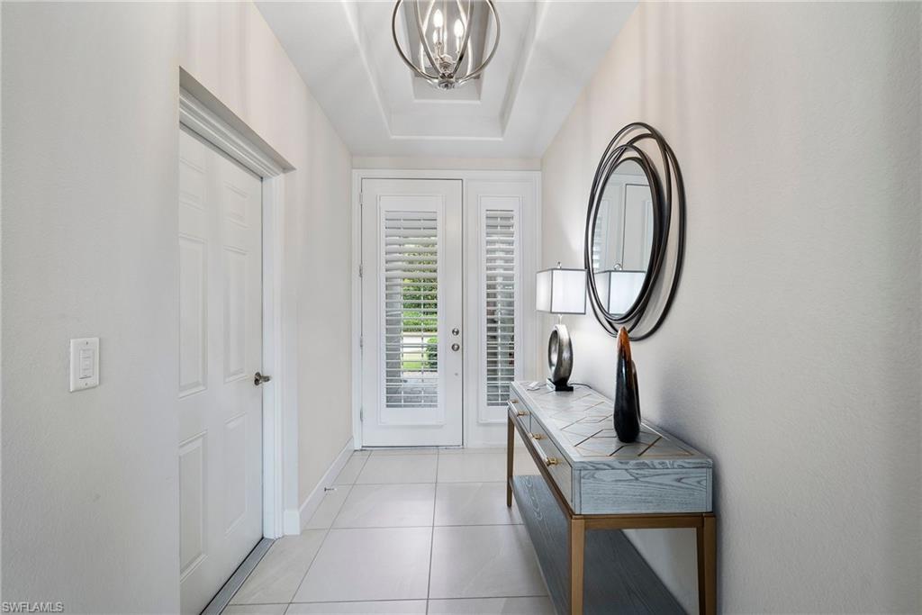 8008 Signature Club CIR # 102 Unit: 1-102