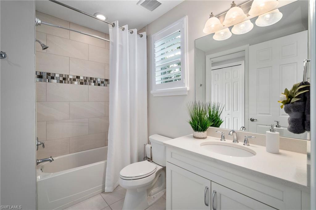 8008 Signature Club CIR # 102 Unit: 1-102