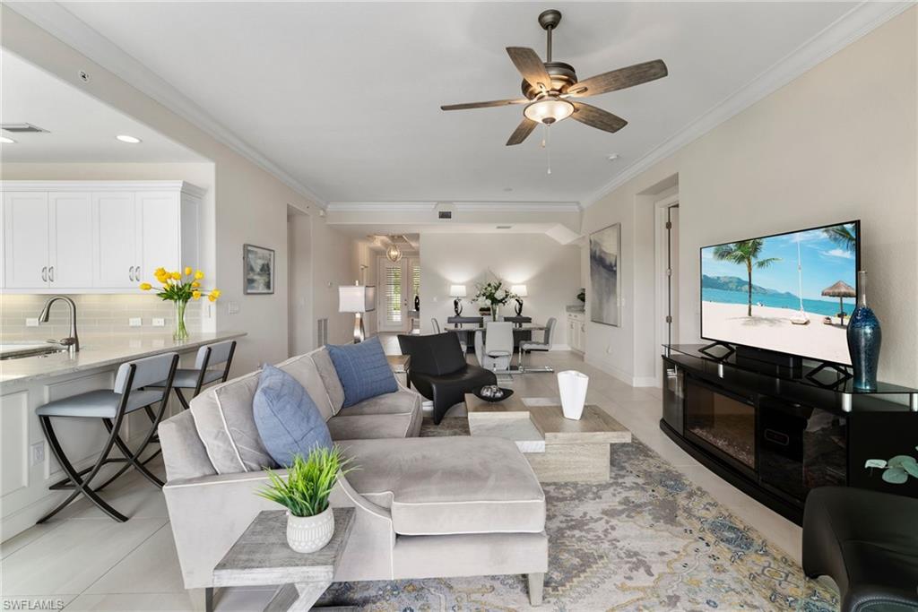 8008 Signature Club CIR # 102 Unit: 1-102