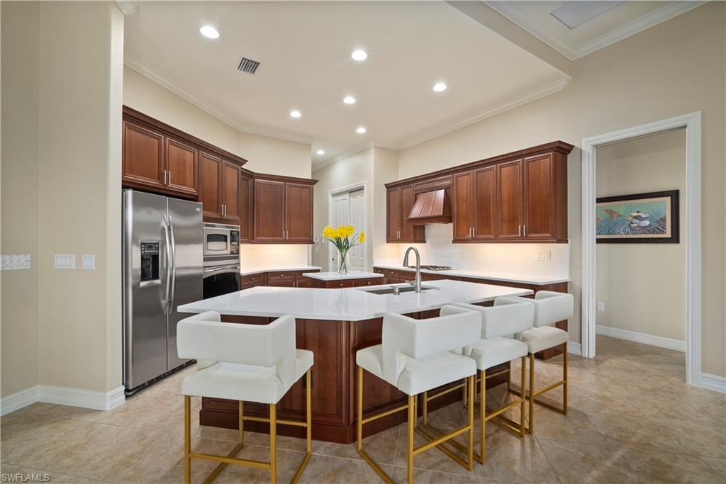 6494 Carema LN