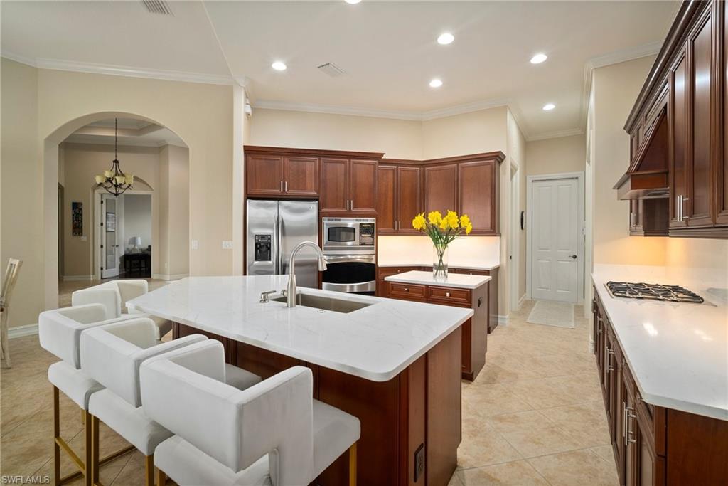 6494 Carema LN