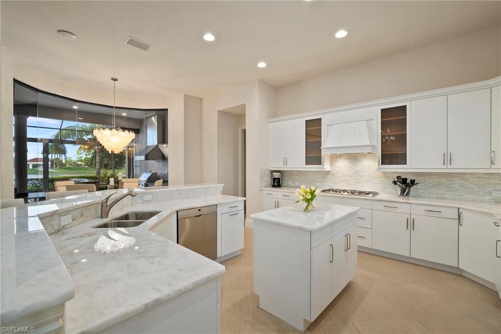 6597 Costa CIR
