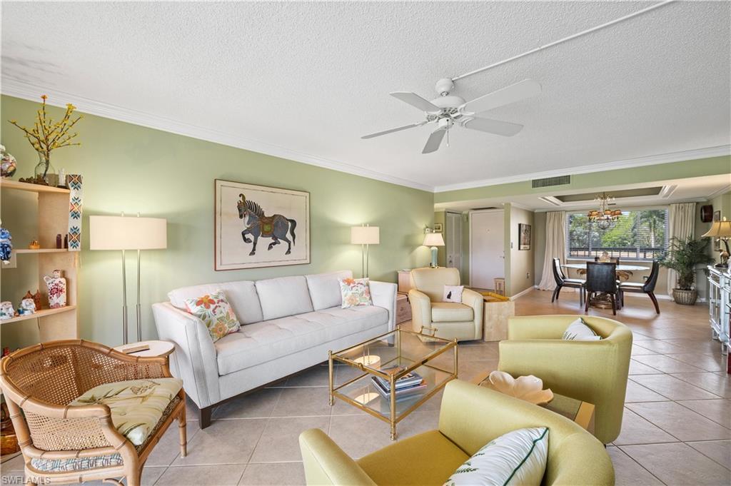 415 Augusta BLVD # 310