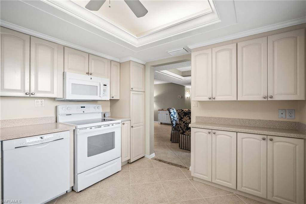 415 Augusta BLVD # 310