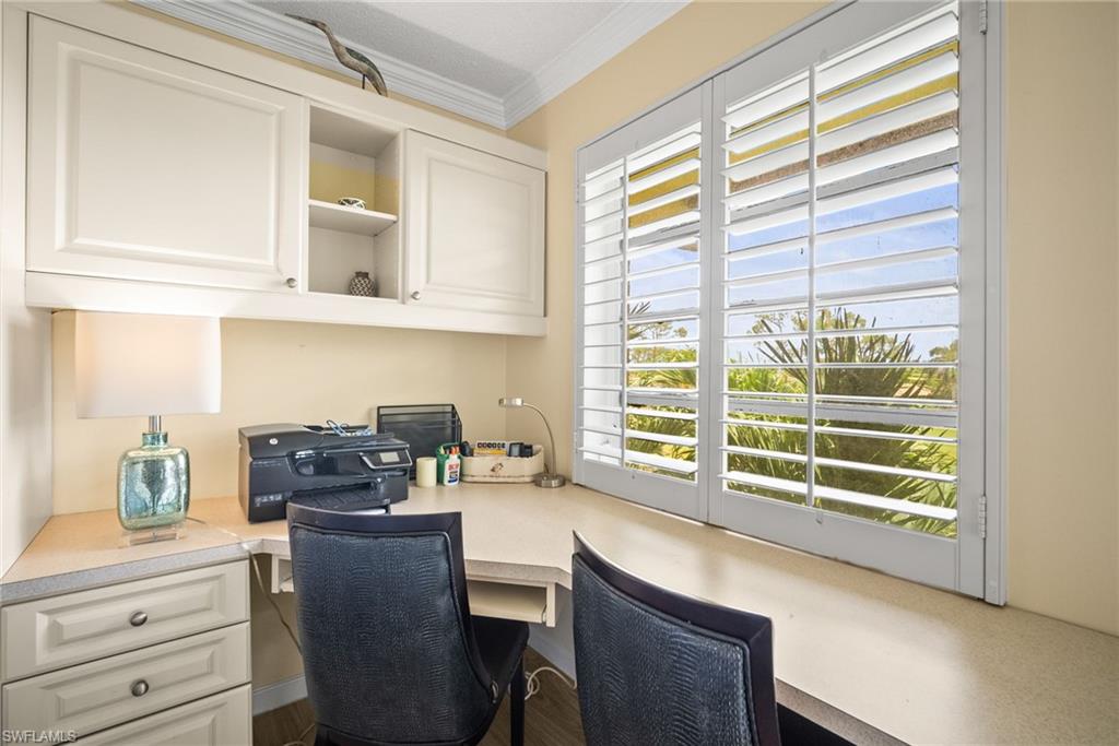 415 Augusta BLVD # 310