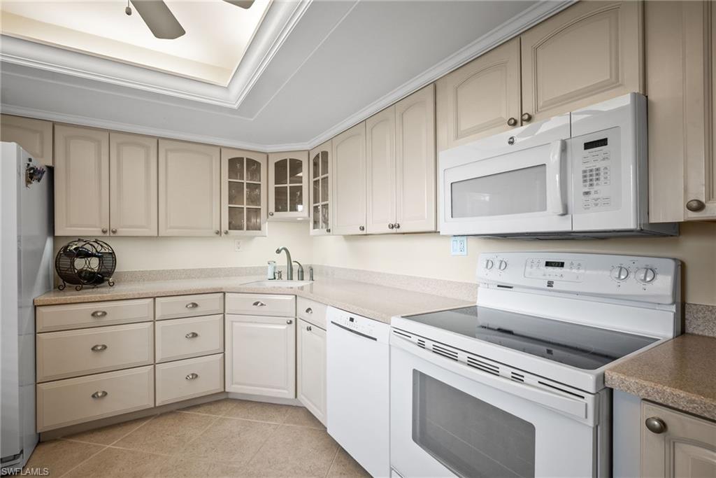 415 Augusta BLVD # 310