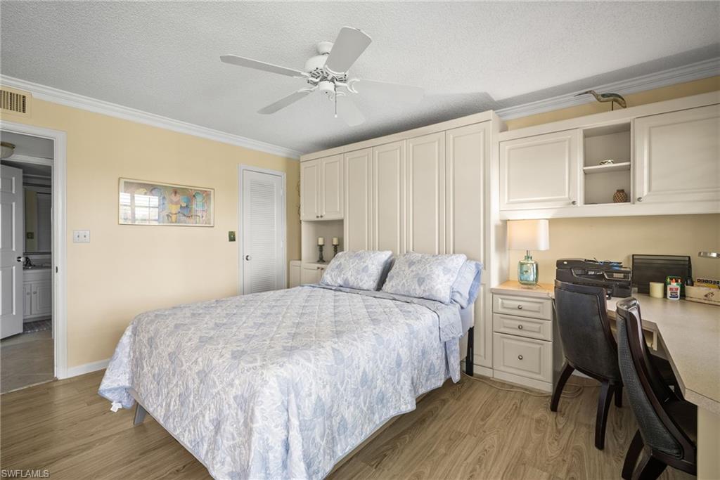 415 Augusta BLVD # 310