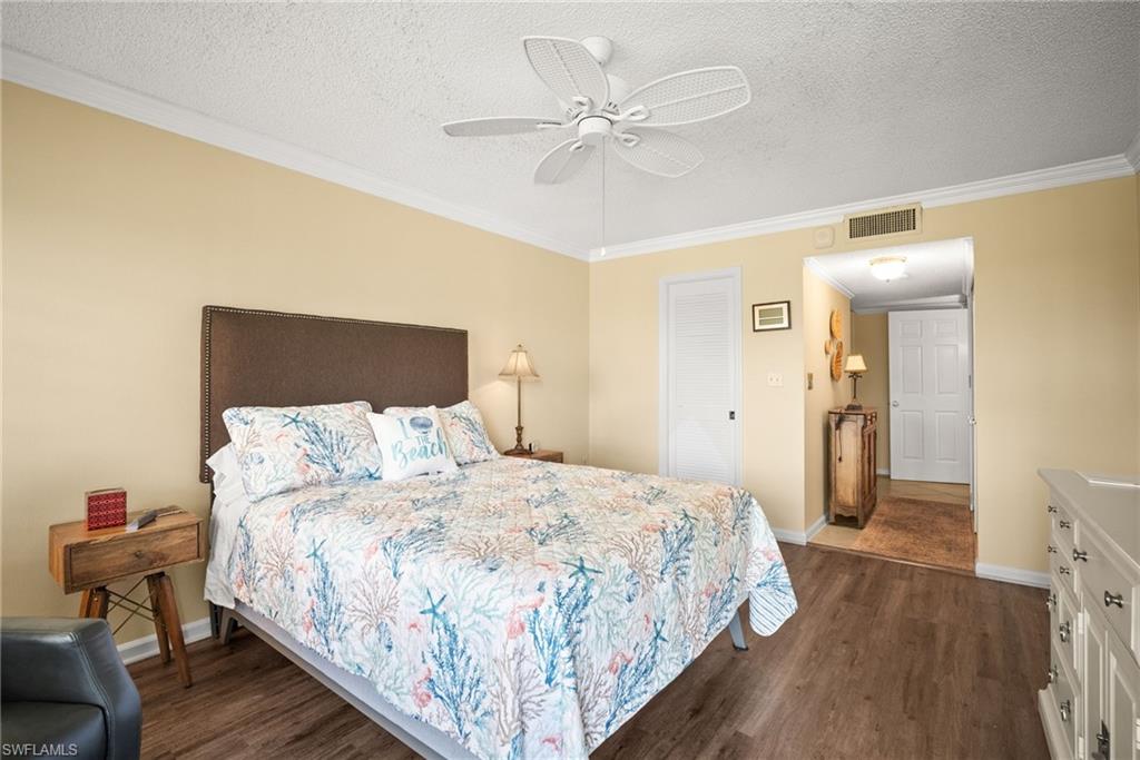 415 Augusta BLVD # 310