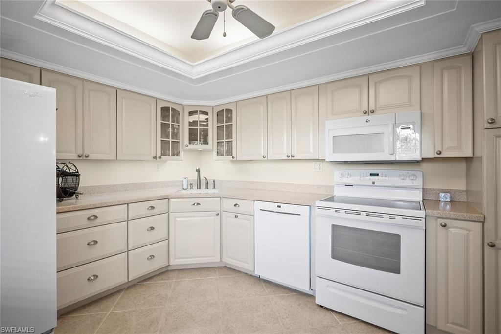 415 Augusta BLVD # 310