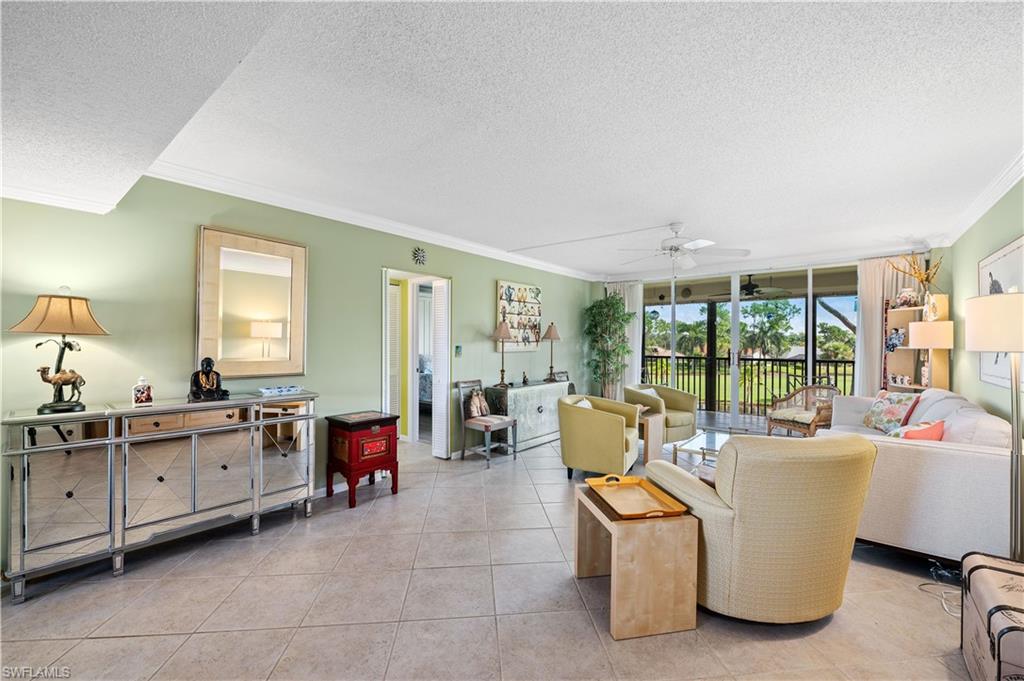 415 Augusta BLVD # 310