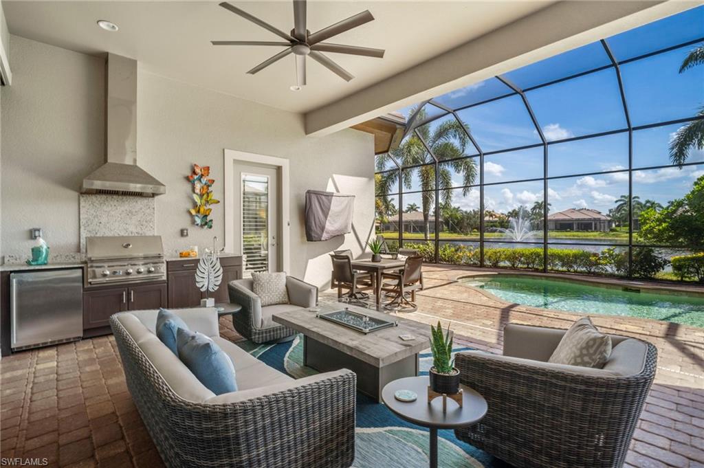 6420 Costa CIR