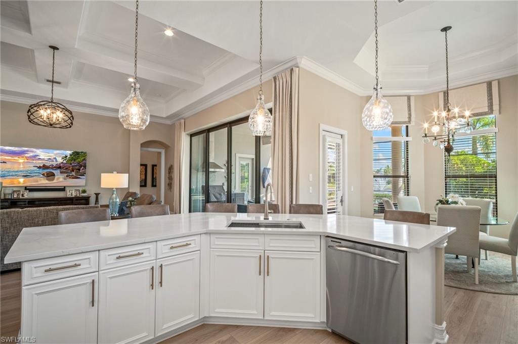 6420 Costa CIR