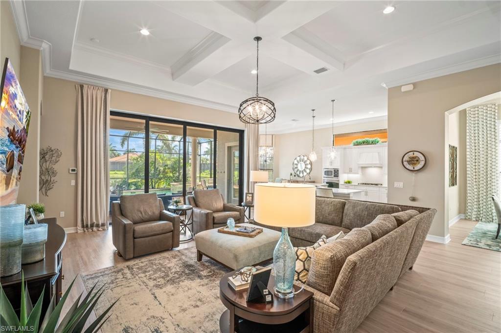 6420 Costa CIR