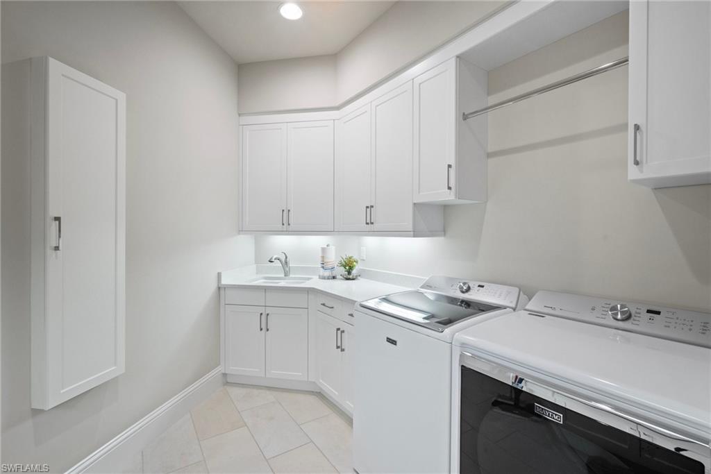 6604 Barbera LN