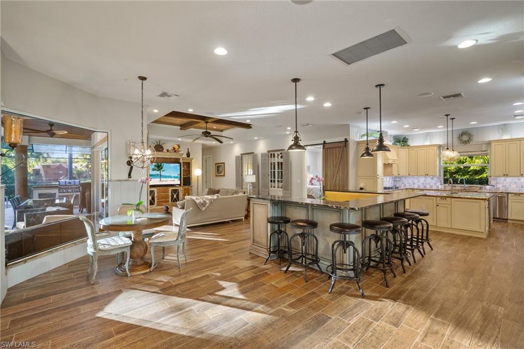 1805 Heritage TRL, NAPLES