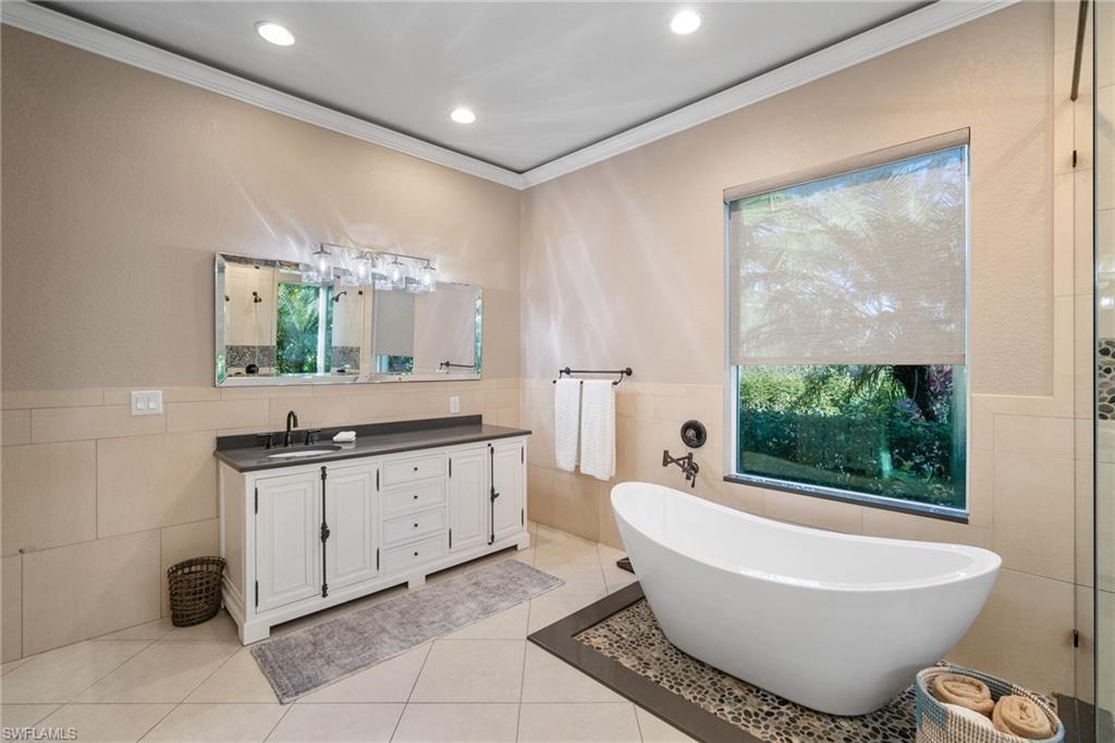 1805 Heritage TRL, NAPLES