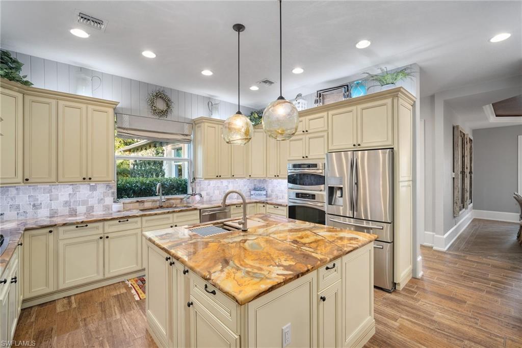 1805 Heritage TRL, NAPLES