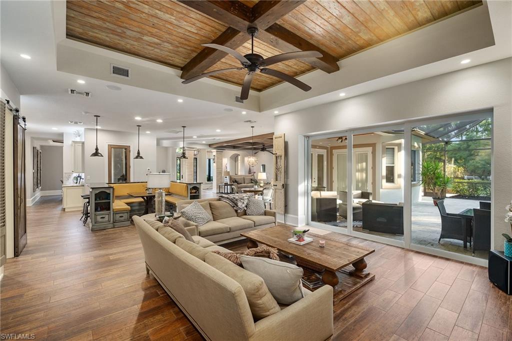 1805 Heritage TRL, NAPLES