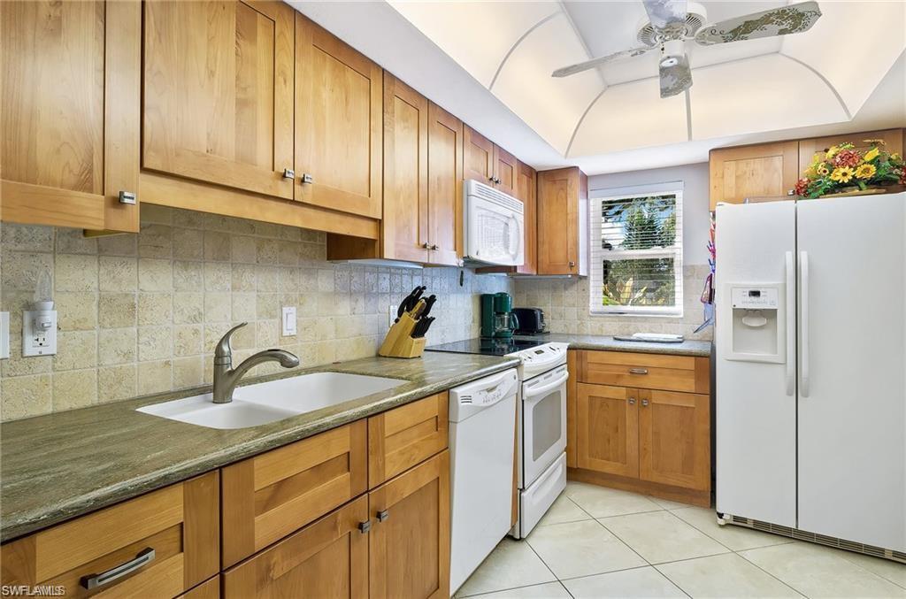 27249 Pullen AVE # 4