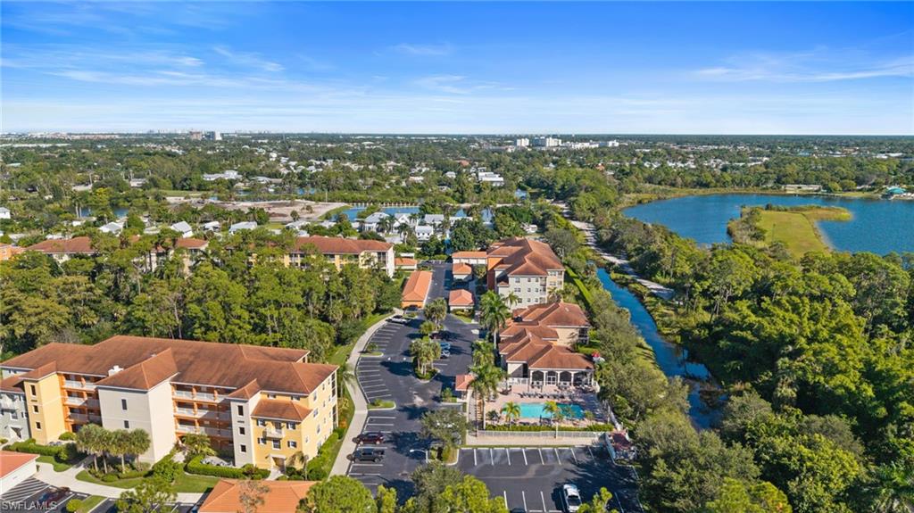 4455 Botanical Place CIR # 5, NAPLES Unit: 5
