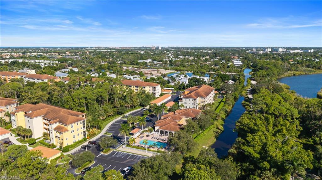 4455 Botanical Place CIR # 5, NAPLES Unit: 5