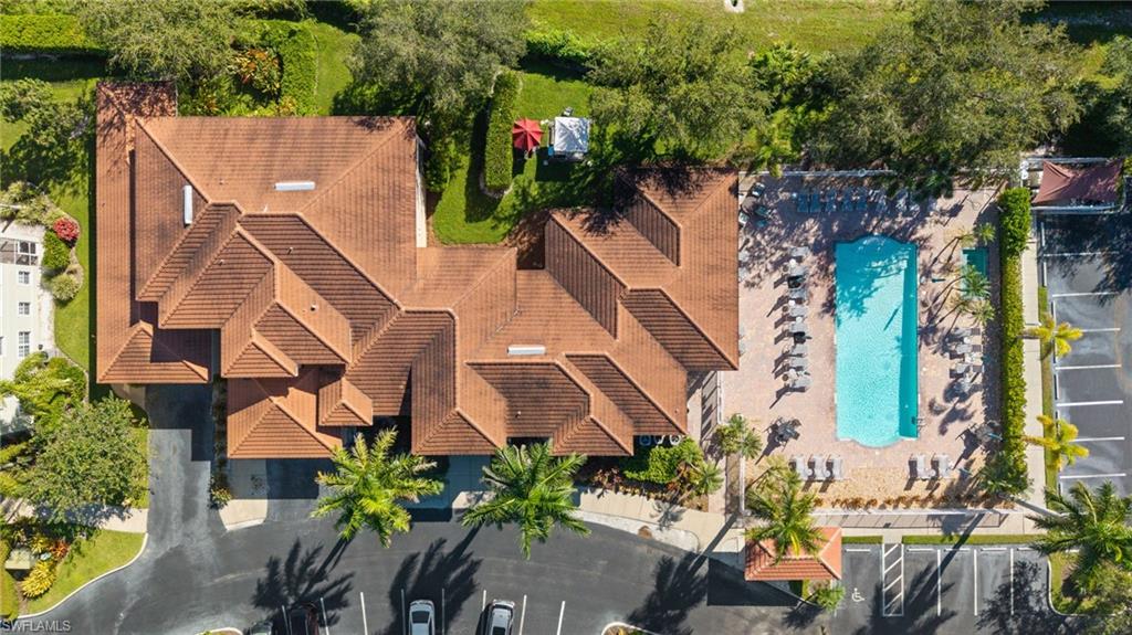 4455 Botanical Place CIR # 5, NAPLES Unit: 5