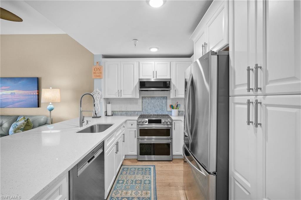 4455 Botanical Place CIR # 5, NAPLES Unit: 5