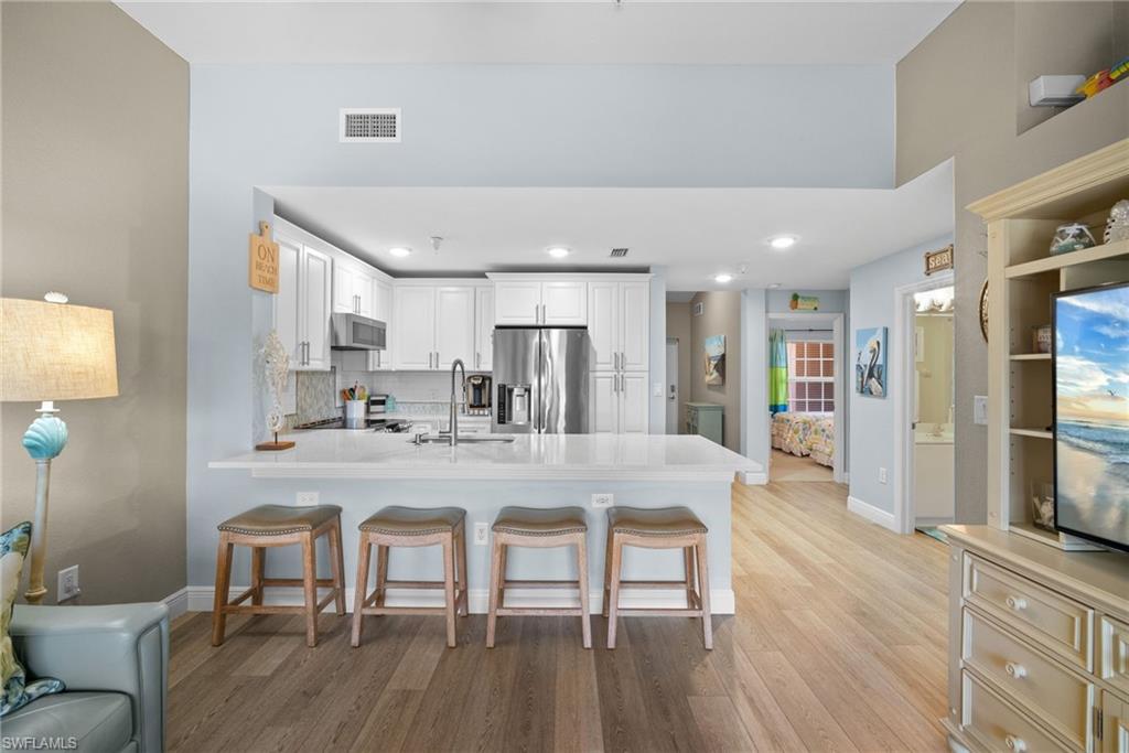 4455 Botanical Place CIR # 5, NAPLES Unit: 5