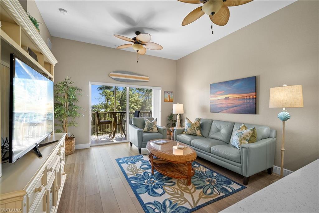 4455 Botanical Place CIR # 5, NAPLES Unit: 5