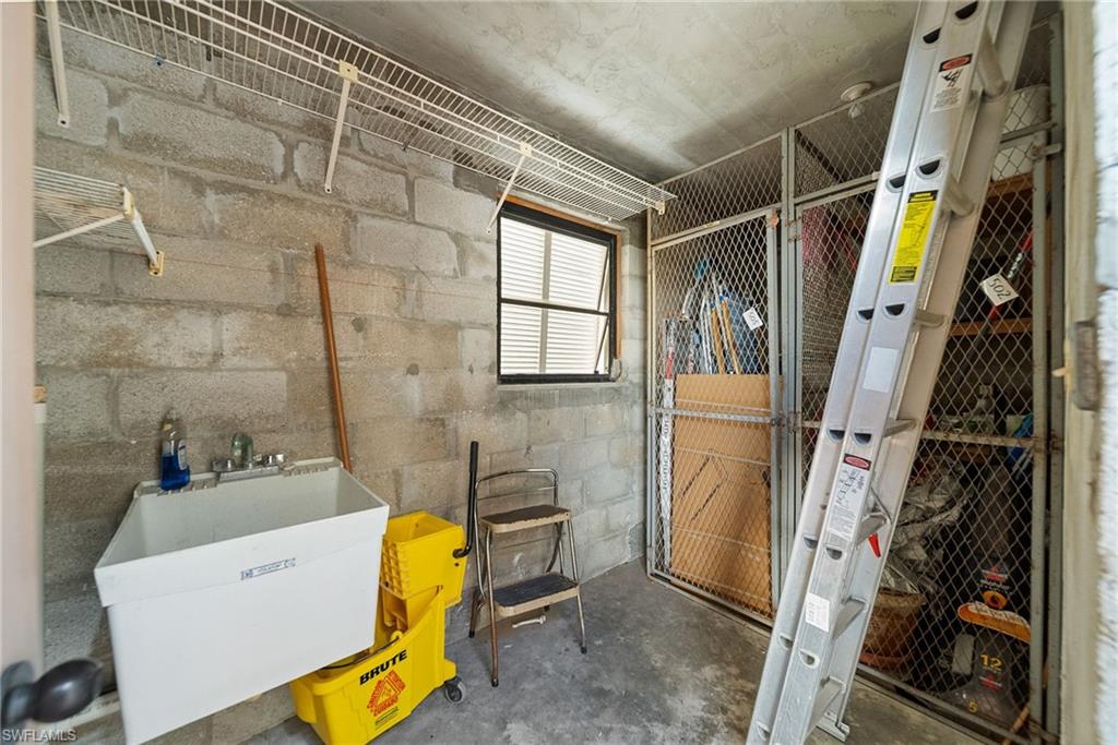 845 Collier CT # 505