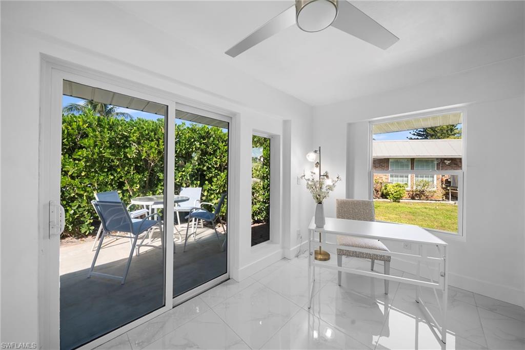 2858 Arbutus ST # F1