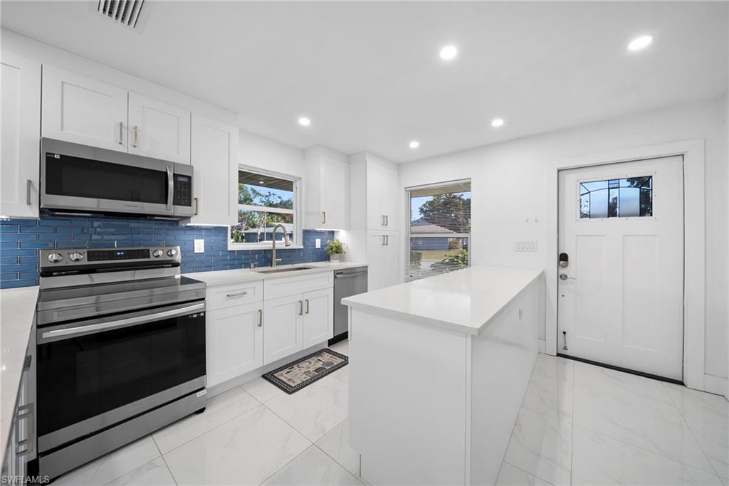 2858 Arbutus ST # F1