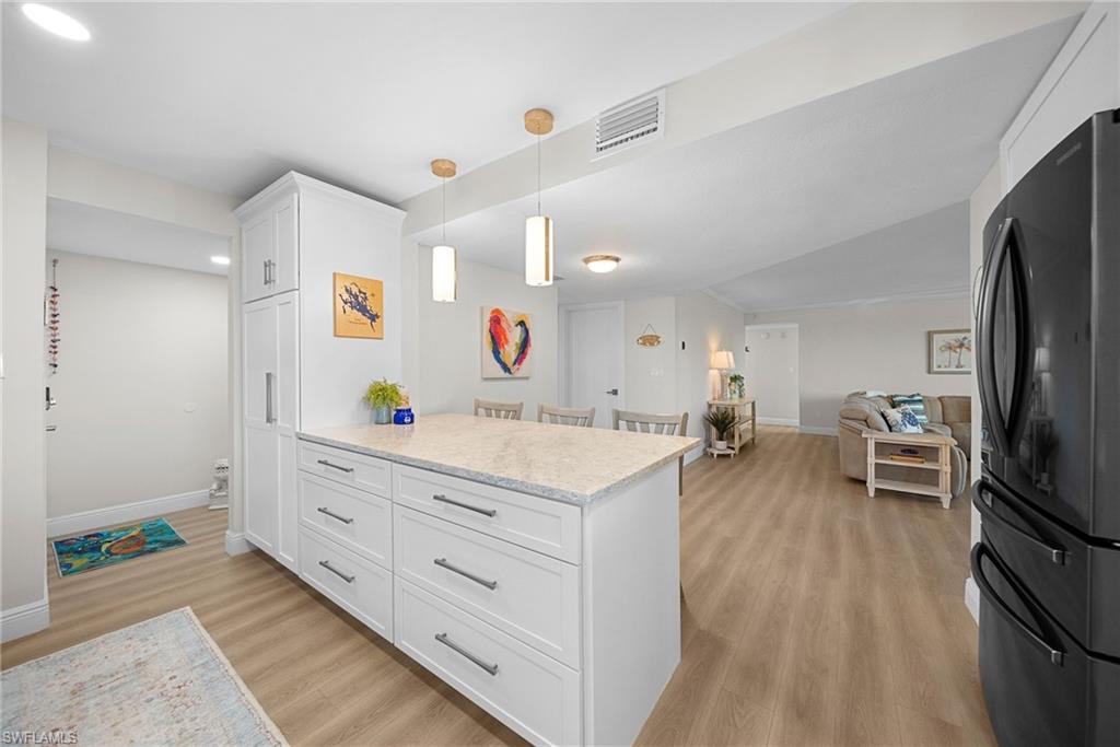845 Collier CT 505