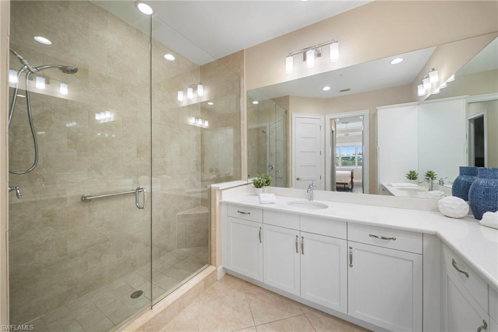 6553 Dominica DR 202