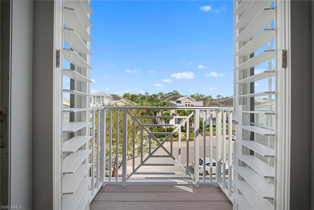 6553 Dominica DR 202